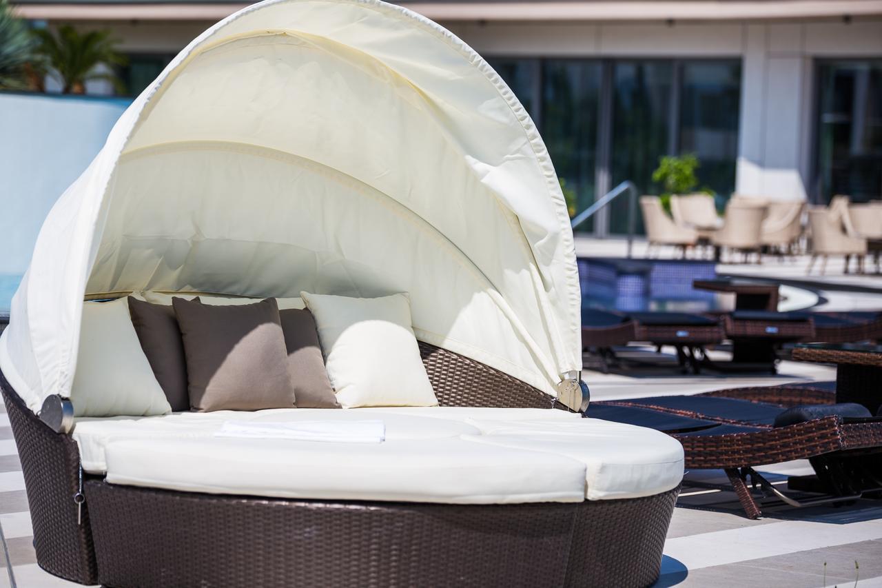 Aura Hotel Adults Only Balatonfured Bagian luar foto